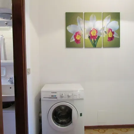Lovely Flat With Garden And Pool - Beahost