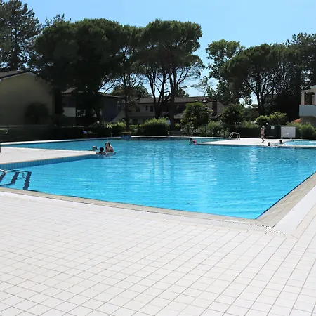 Lovely Flat With Garden And Pool - Beahost Appartamento *